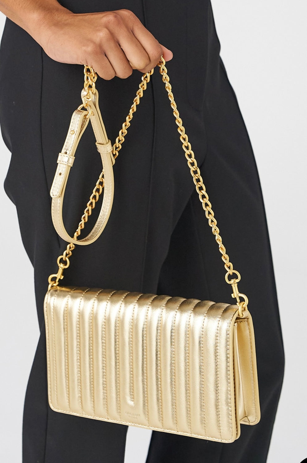 Oroton Fay Medium – LOVE HER LEAVE HER - Main Image